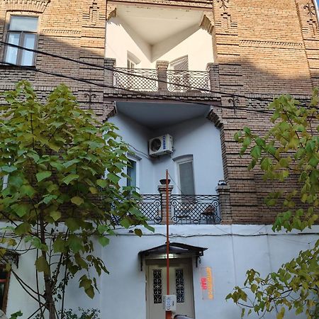 Ambience Hostel & Apartments Tbilisi Exteriör bild